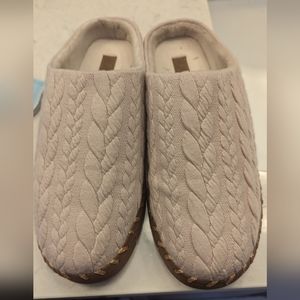 Muk Luk Size 9 1/2 Women's Slippers